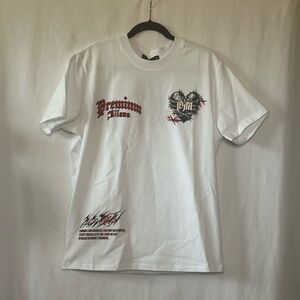 Premium Milano Mens Ripped & Repaired Heart Crew Neck T-Shirt Size Medium